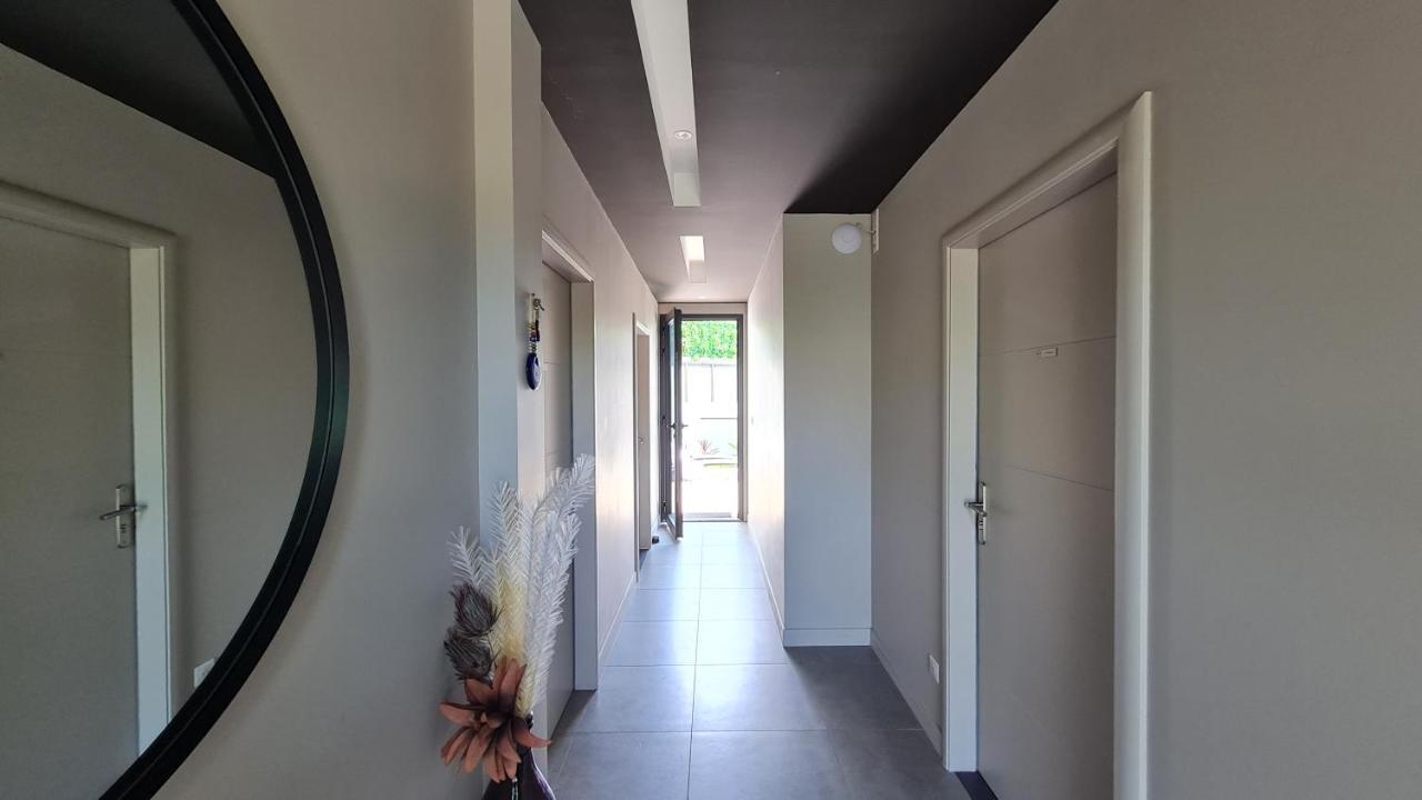Villa Nc30 , Chambres Privatives Deluxe 拉罗歇尔 外观 照片